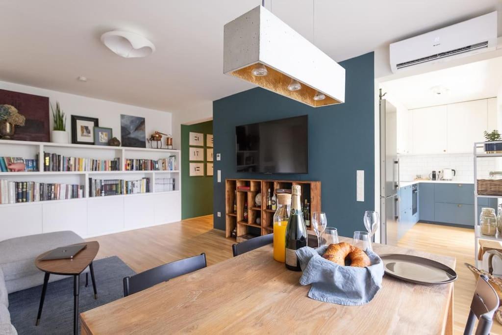 Dream Apartment - Central And Quiet With Ac And Free Parking Garage Vienna Esterno foto